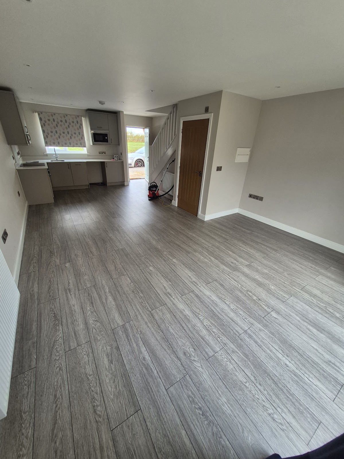 End of tenancy clean — bedroom deep cleaned