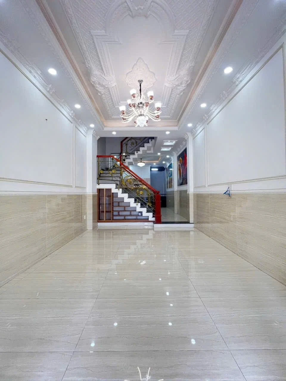 Bán nhà hẻm 7m, 4x16m , 4 Tầng, đường Liên Khu 5-6, Bình Tân – ảnh phòng khách