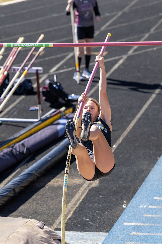 Photo from HS: Indoor Track & Field of Layla Boyle
