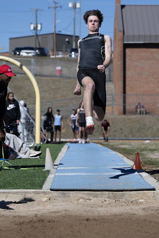 Photo from HS: Indoor Track & Field of Eric Metrey