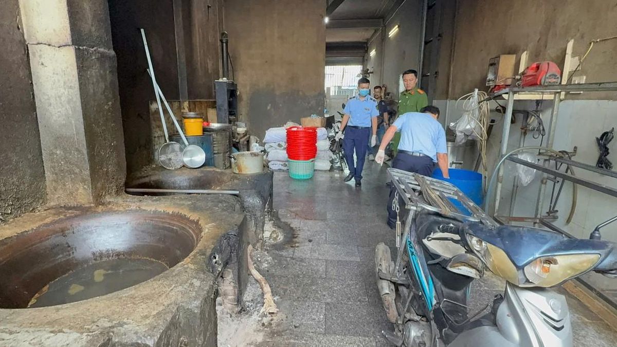 Gia Lai phát hiện hơn 2 tấn mỡ, da động vật không rõ nguồn gốc, xuất xứ - Báo Xây Dựng