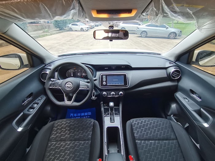 NISSAN KICKS