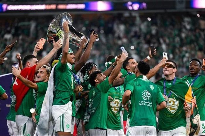 Al Ahli bảo vệ thành công chức vô địch AFC Champions League Elite - Đài Phát thanh và truyền hình Hà Nội