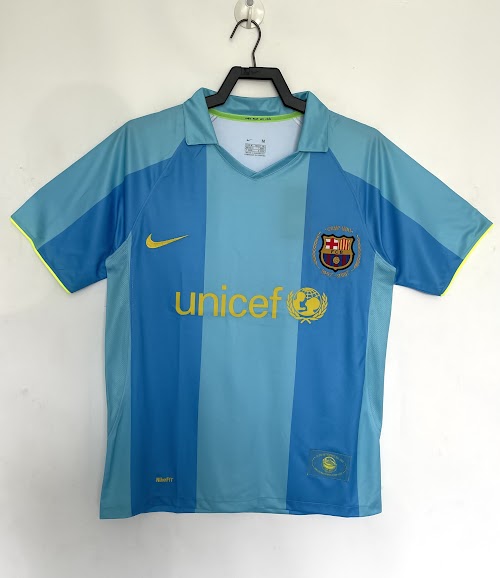 Equipación de visitante del Barcelona 2007-08.jpeg