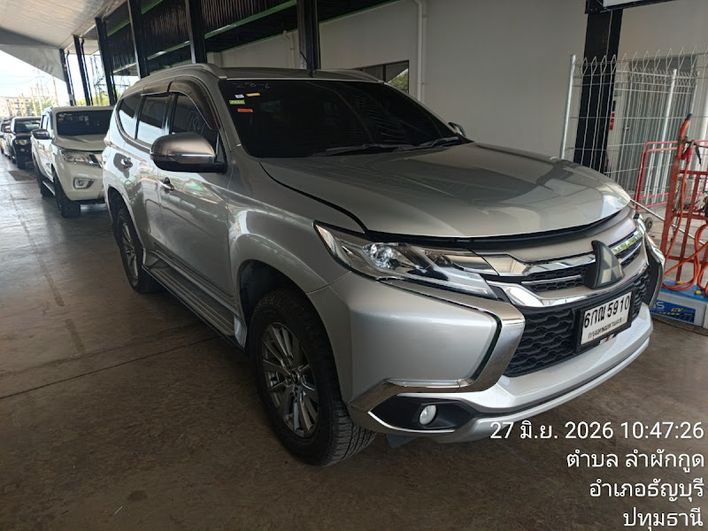 MITSUBISHI PAJERO