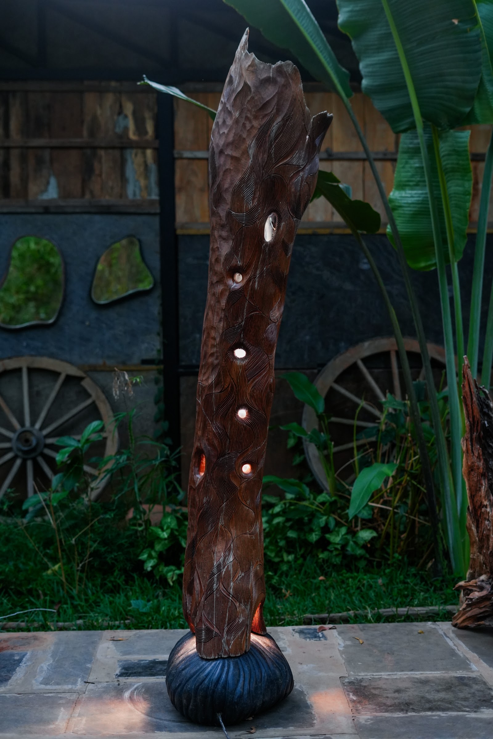 Lumen Totem, studio view 2