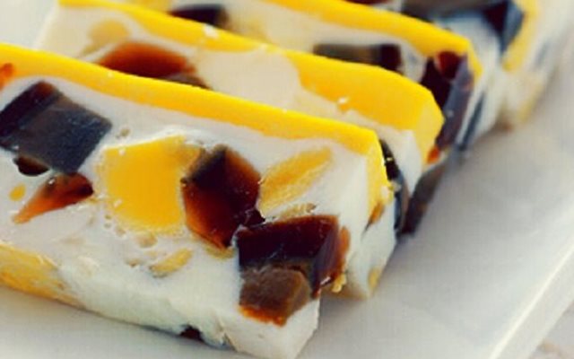 Trứng Thập Cẩm Hấp