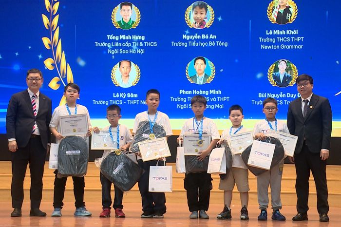 300 học sinh phổ thông vào chung kết kỳ thi Toán và Lập trình - Đài Phát thanh và truyền hình Hà Nội
