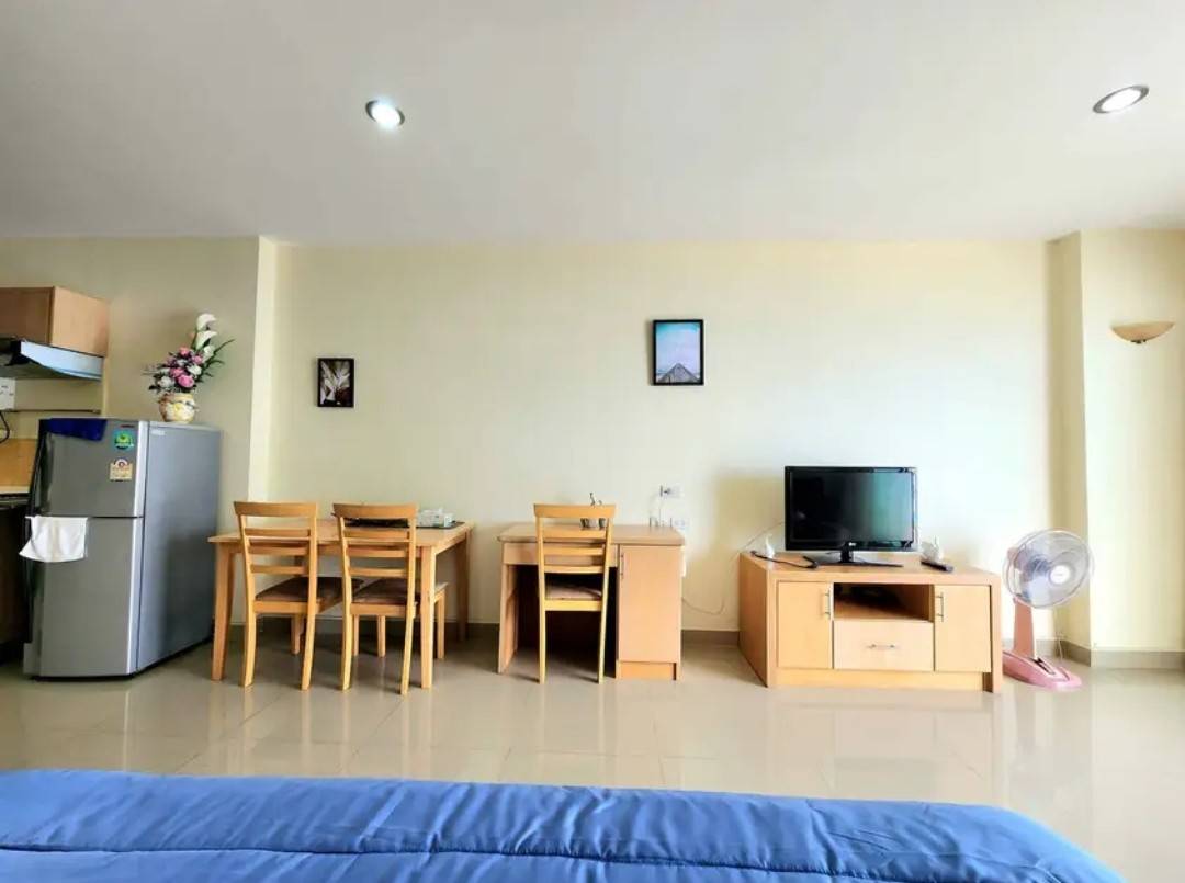 View Talay 5/F3 1 BED · 2 BATH · 96 SQ M · 2 BALCONIES 5