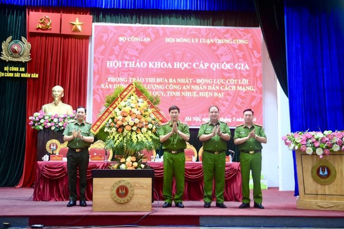 Phong trào 'Ba nhất': Động lực xây dựng Công an nhân dân hiện đại - Đài Phát thanh và truyền hình Hà Nội