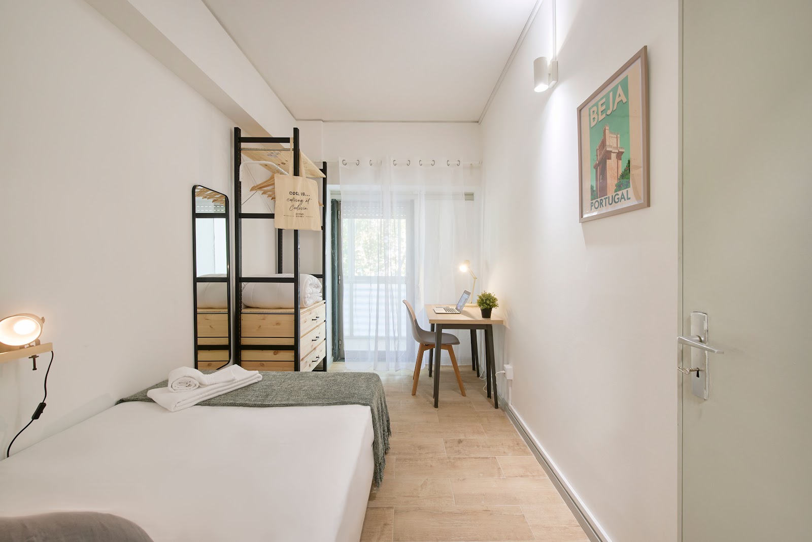 S10#R1 - Cozy bedroom in Saldanha