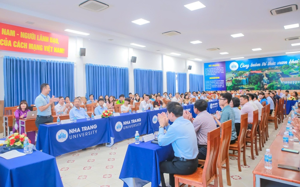 Công đoàn Trường Đại học Tây Bắc tham gia các hoạt động khối thi đua số 4 tại Nha Trang