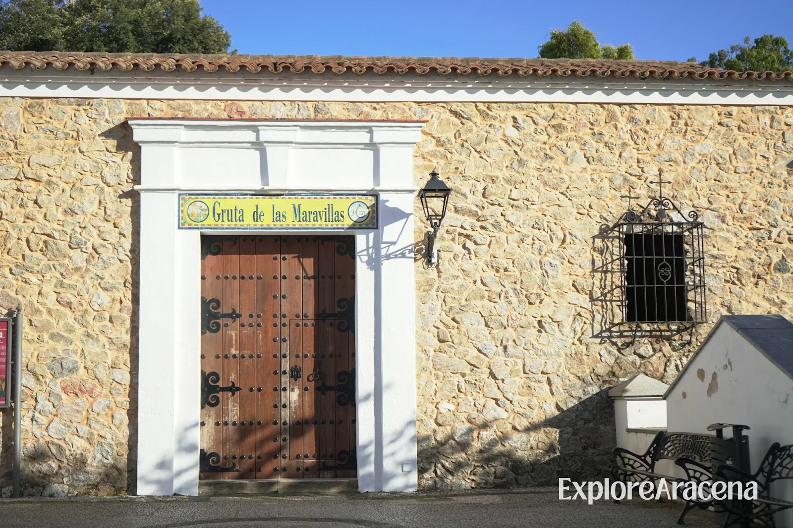 Entrance to the Gruta de las Maravillas in central Aracena, within walking distance of nearby restaurants and plazas.