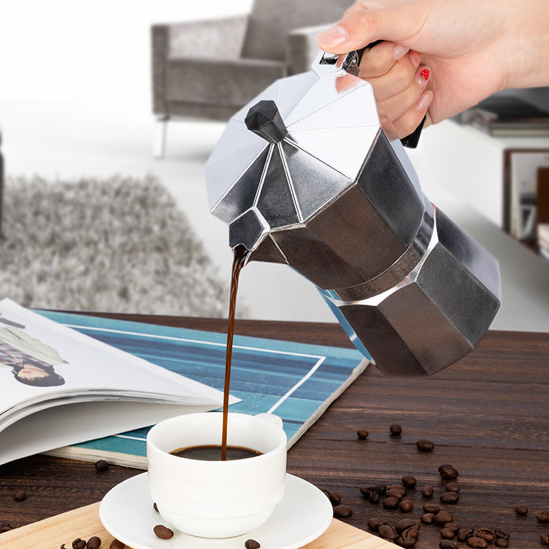 Espressokocher aus Edelstahl