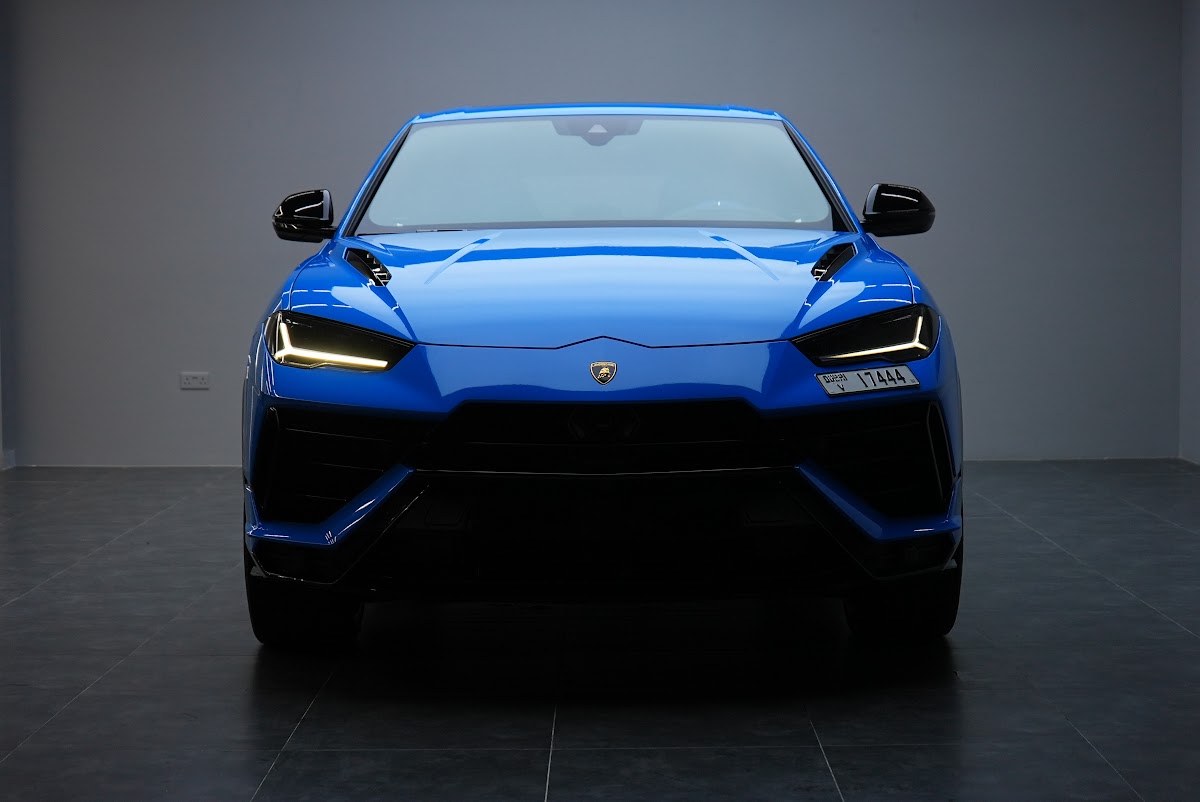 Lamborghini Urus S Blue