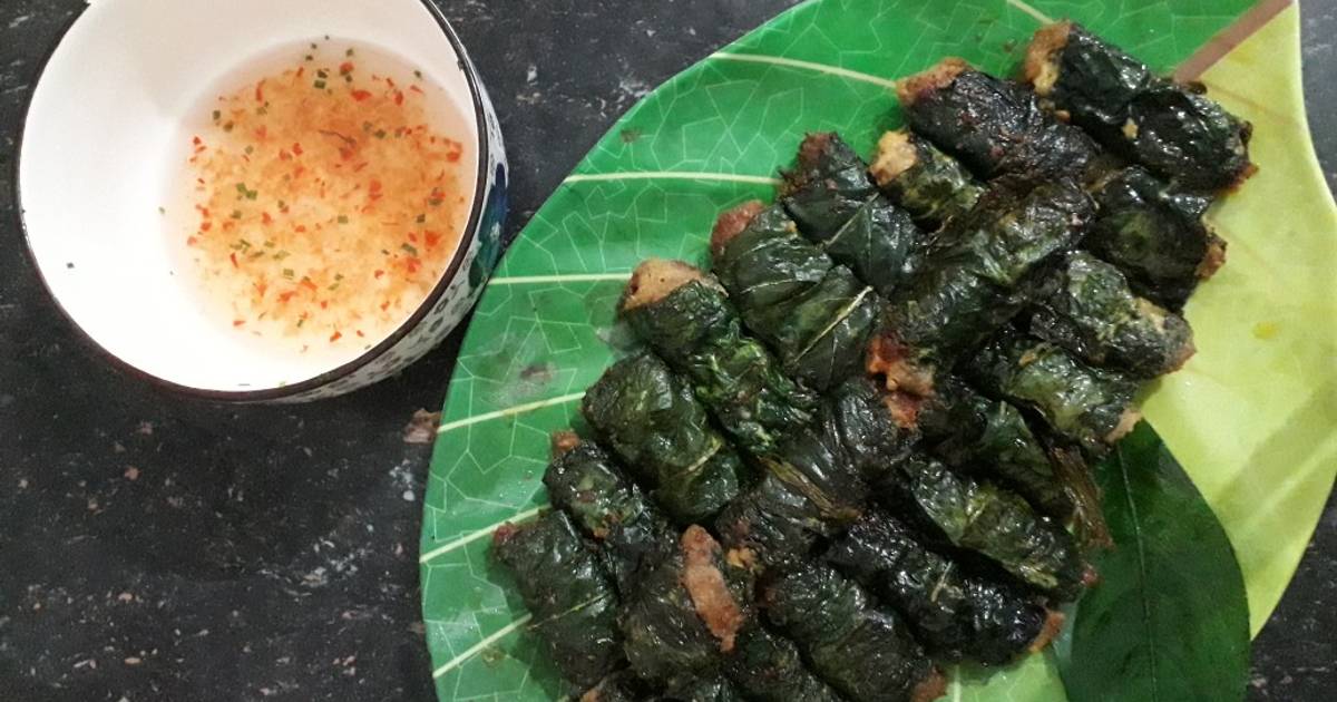 Thịt quấn lá xương xông