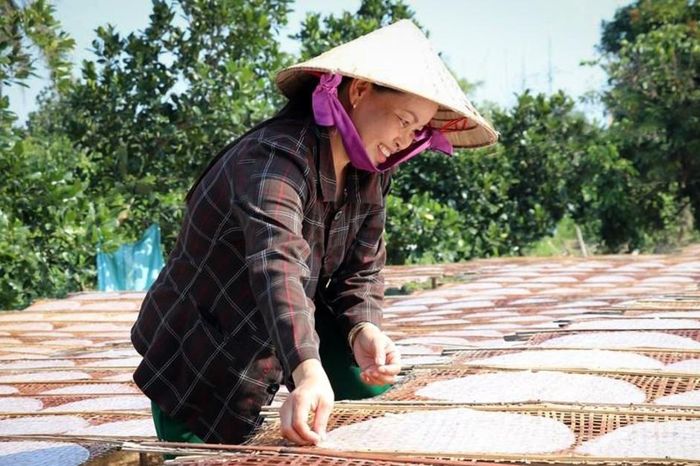 Bánh tráng Đại Lộc: Từ hương vị truyền thống đến hành trình vươn xa - Tạp chí Vnbusiness