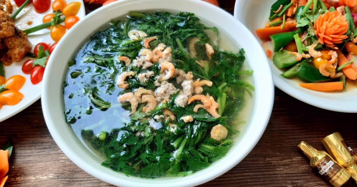 Canh rau tần ô nấu tôm thịt