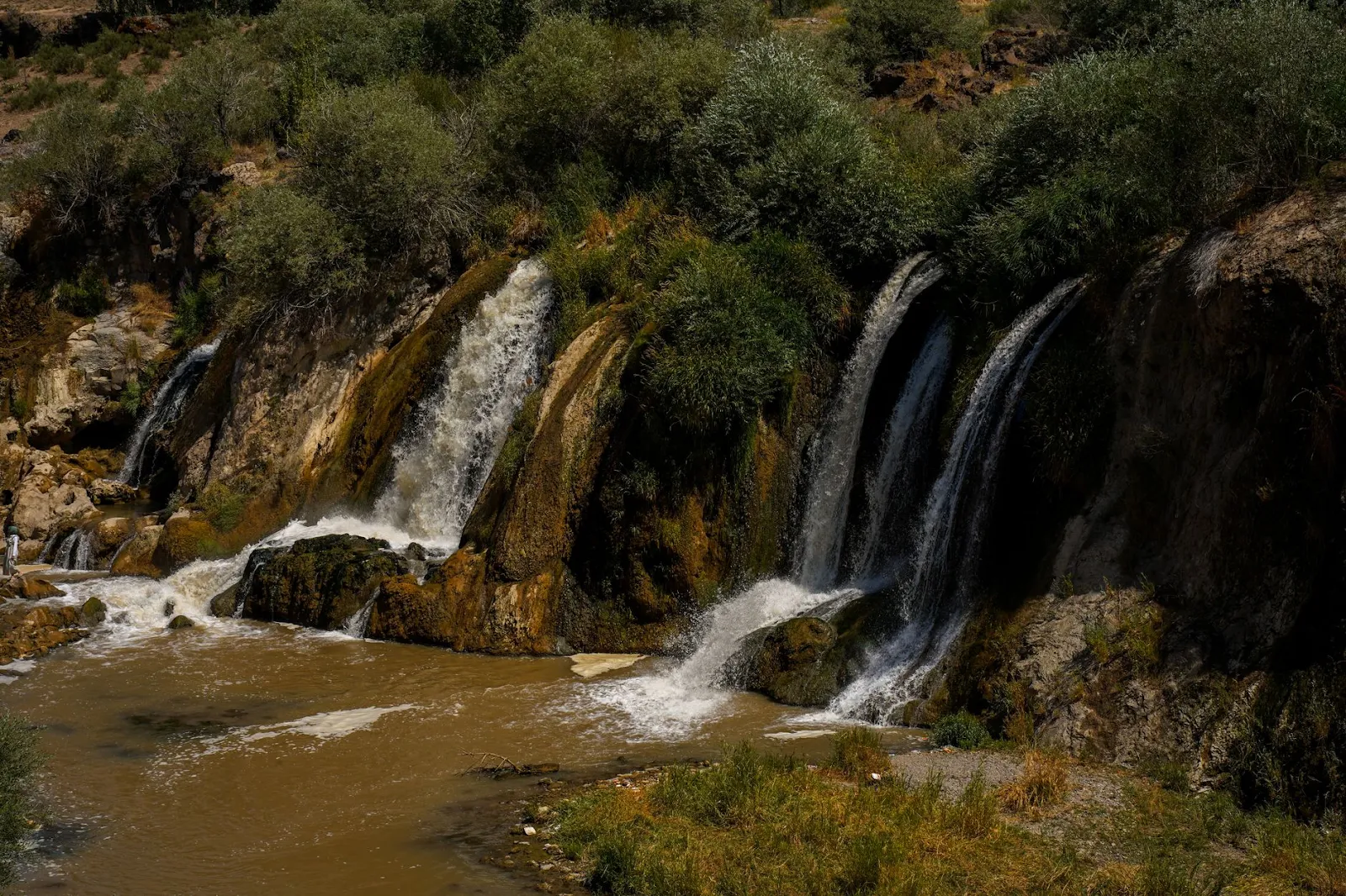 Khurkhurja Waterfall