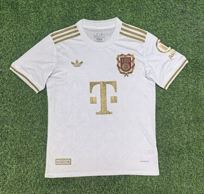 25-26 Bayern Munich Edición 125 Aniversario Blanco.jpeg