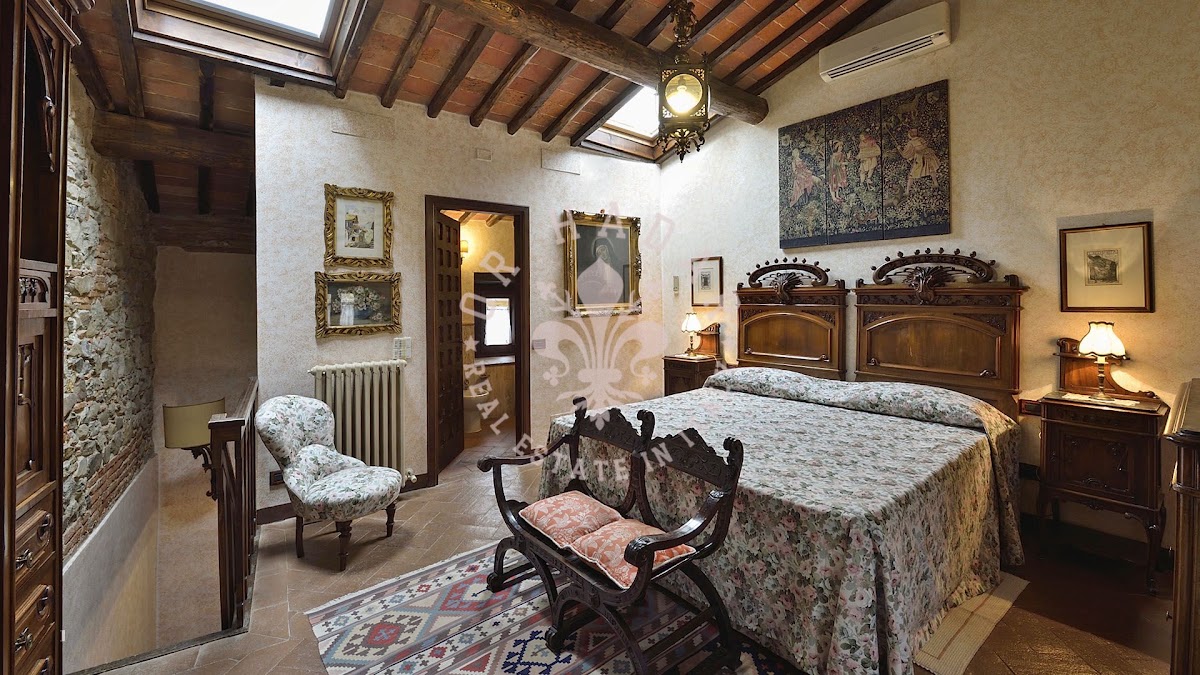 קסטלו דלי סטנדארדי (Castello degli Stendardi) — 31