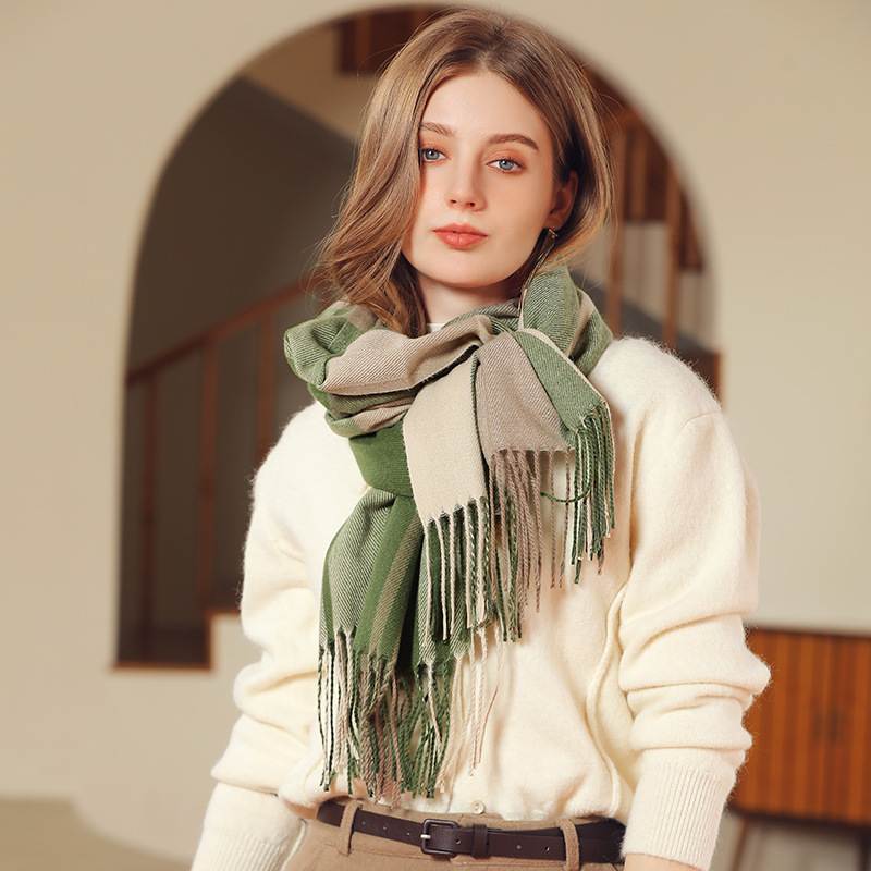 Checkered Women's Winter Scarf with Fringes
