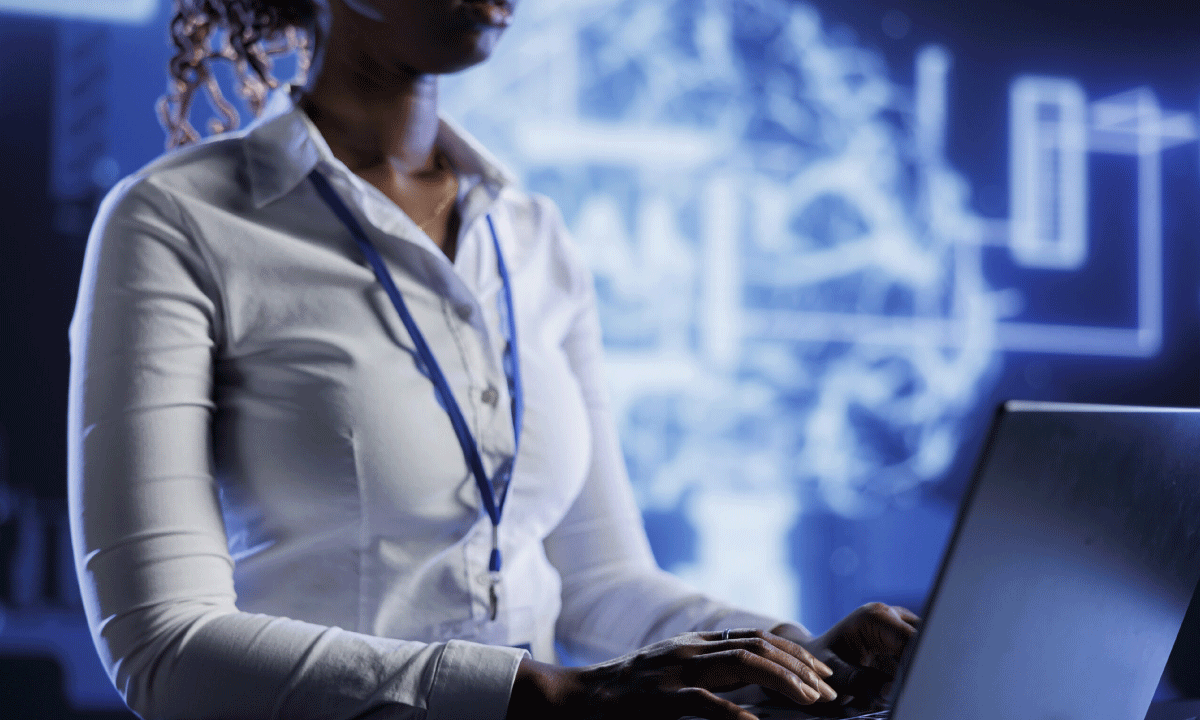 La inteligencia artificial impulsa la economía global, pero la falta de expertos sigue siendo un desafío