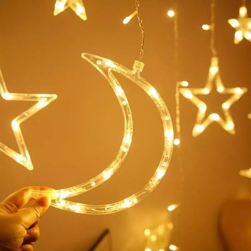 LED-Lichterkette mit Sternen und Monden