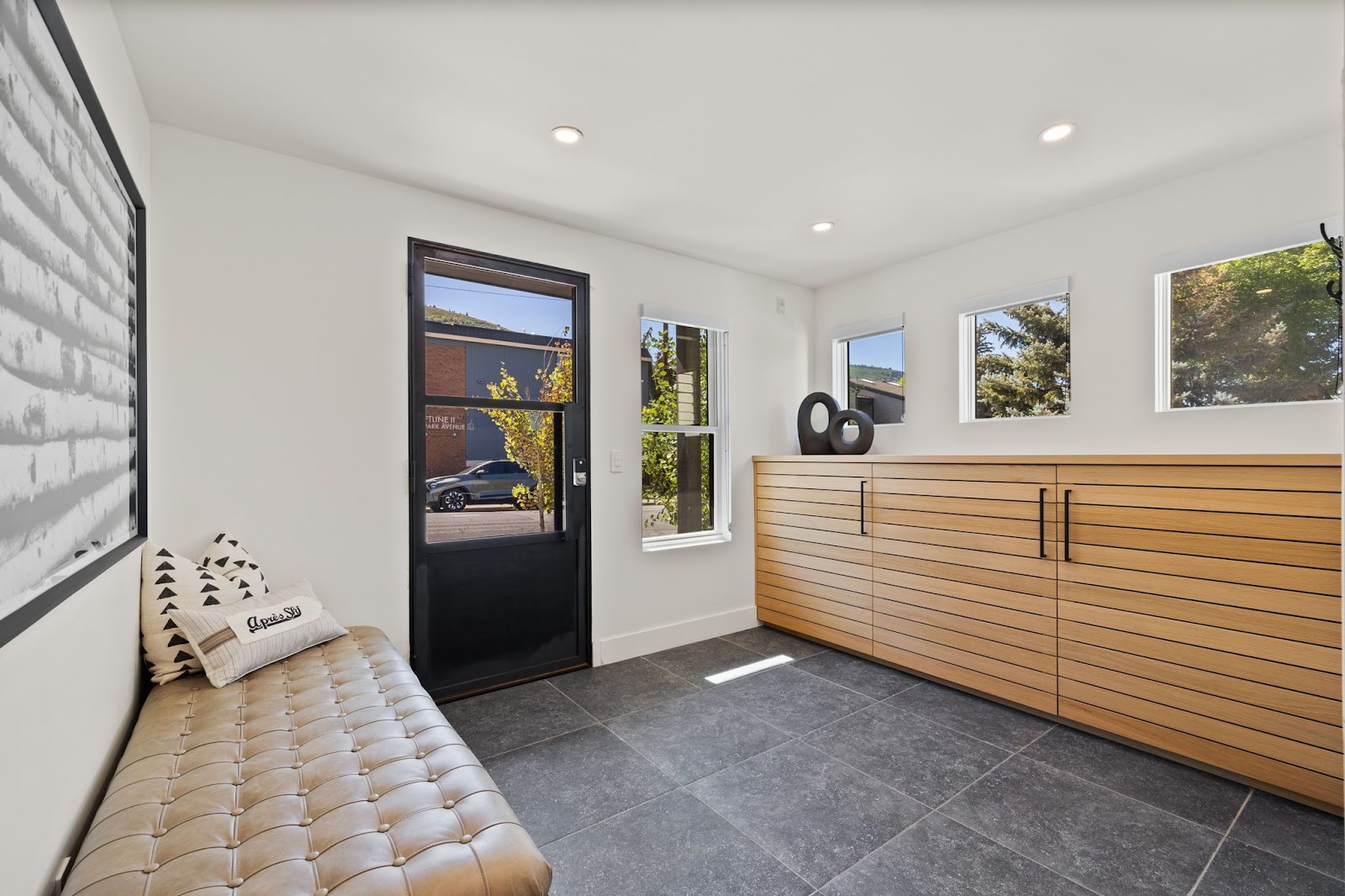 Park City, Utah, USA — 5-Bed Villa With Mountain Views 3
