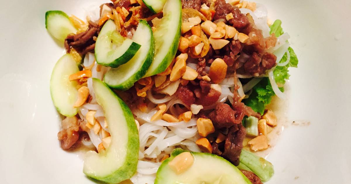 Bún bò xào Nam Bộ