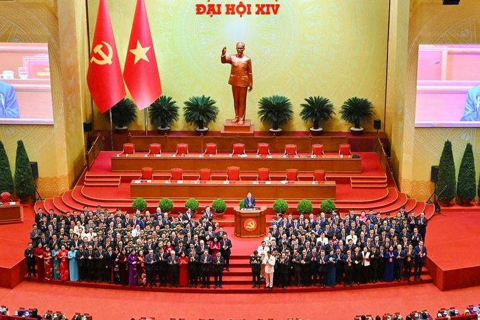 Bản lĩnh tự cường trong kỷ nguyên mới - Đại Biểu Nhân Dân
