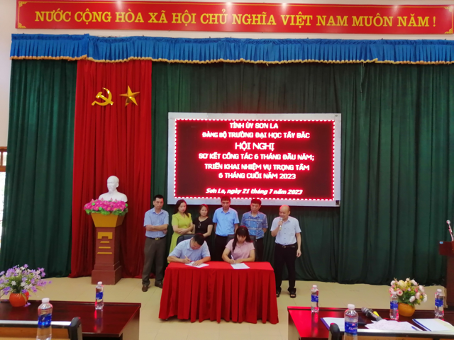 Hội nghị sơ kết công tác 6 tháng đầu năm, triển khai nhiệm vụ trọng tâm 6 tháng cuối năm 2023 của Đảng bộ Trường Đại học Tây Bắc