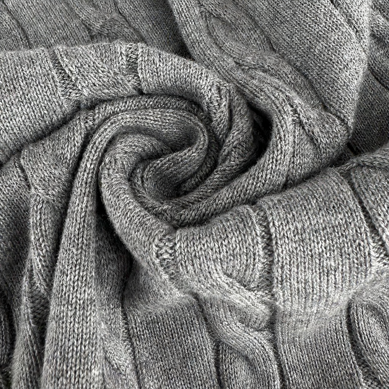 Women's cardigan with cable pattern and round neckline