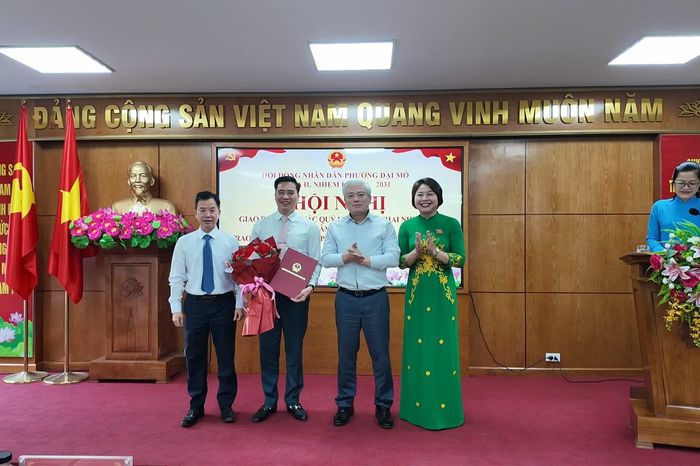 Phường Đại Mỗ triển khai nhiệm vụ quý II, kiện toàn bộ máy - Đài Phát thanh và truyền hình Hà Nội