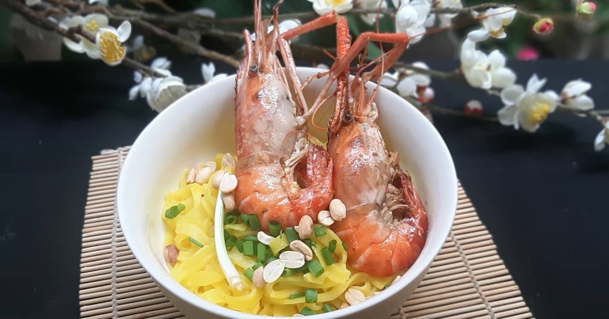 Mì Quảng tôm càng