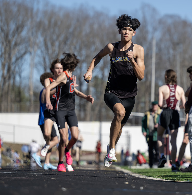 Photo from HS: Indoor Track & Field of Lucas Holland