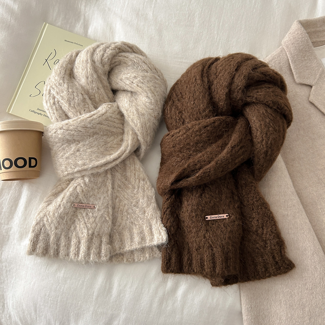 Knitted scarf made from wool blend with alpaca content