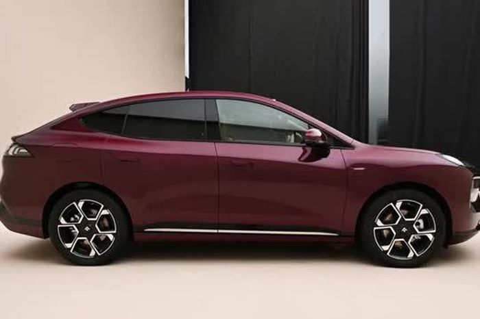 SUV dài hơn 5 mét, công suất 503 mã lực, giá hơn 800 triệu đồng - Tạp chí Doanh Nghiệp Việt Nam
