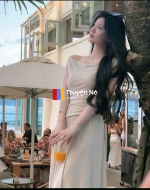 Về Nhà Thấy Vợ Khác