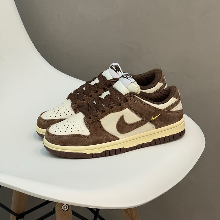 Nike Dunk Low Marrón Crema