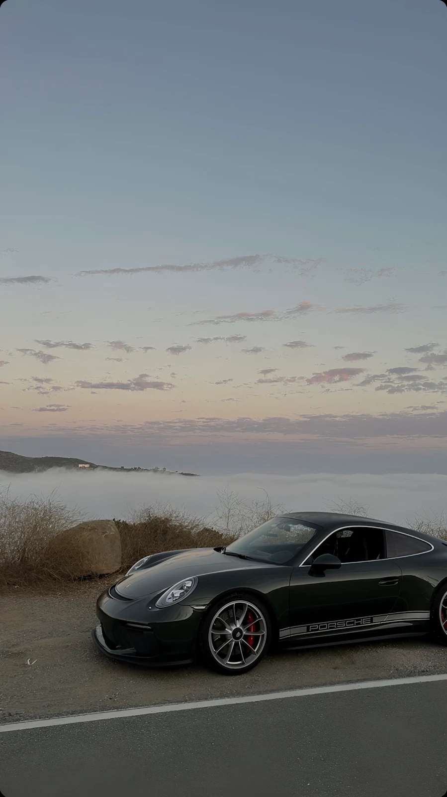 Porsche 911 Above The Clouds - Automotive Photography Full HD iPhone Wallpaper (1286x2288)