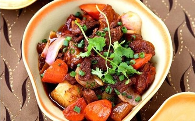 Bò Nấu Bia