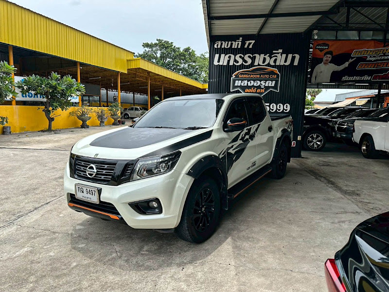 NISSAN NAVARA