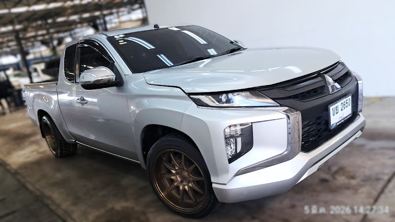 MITSUBISHI TRITON