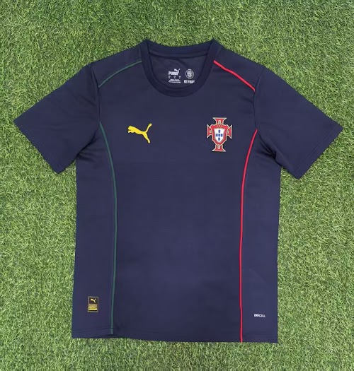 25-26 Portugal T-shirt Negra.jpeg