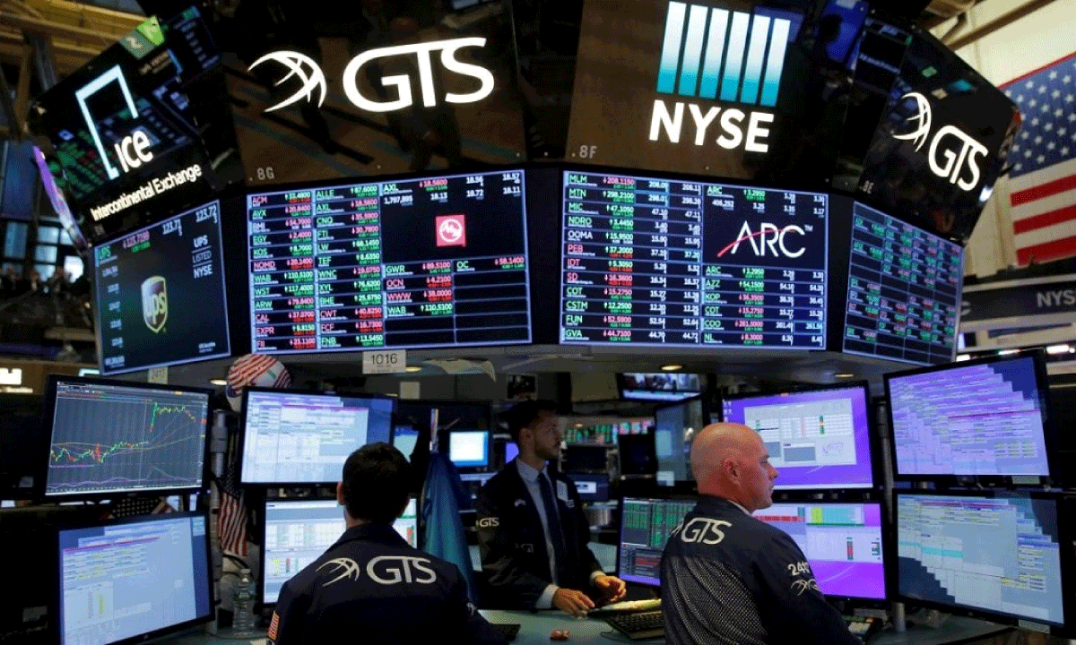 El retroceso del Dow Jones reconfigura el apetito de riesgo corporativo en medio de dudas sobre la inversión en IA