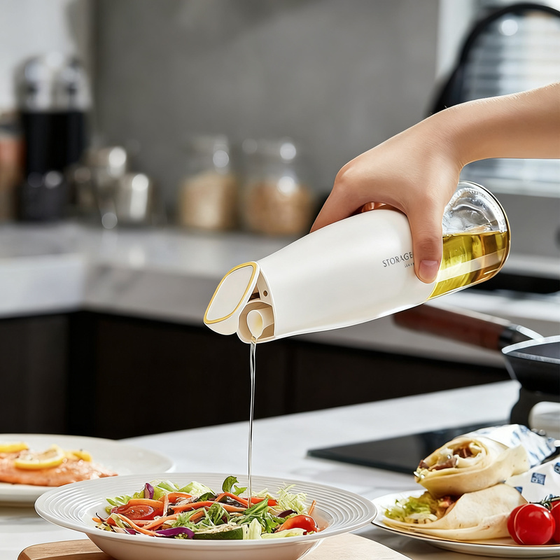 Glass bottles for oil and spices with automatic closure