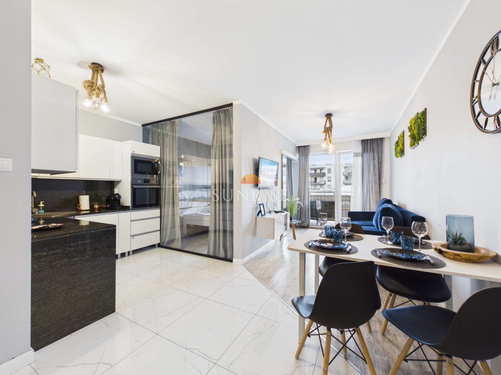 36 m² z przeszkloną ścianą | balkon | Kołobrzeg Bałtycka | — mieszkanie, Bałtycka, 7A, Kołobrzeg, Zachodnia