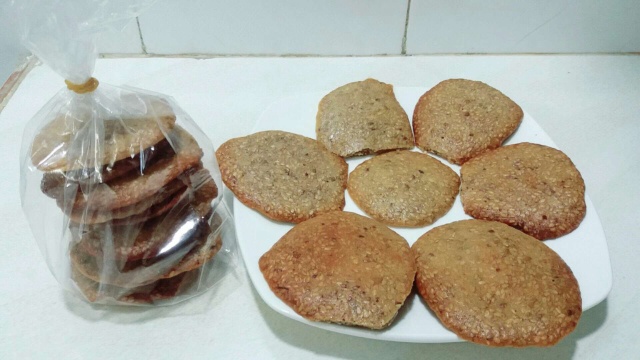 Bánh Mè Vừng Giòn