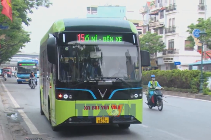 Hà Nội tăng tốc xanh hóa giao thông công cộng - Bnews